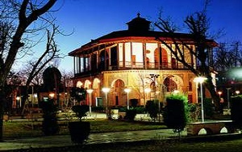 عمارت کلاه فرنگی ماکو