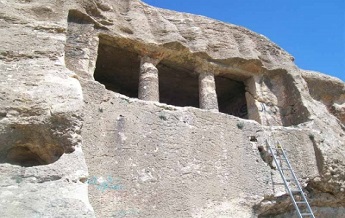 غار فقرقا مهاباد